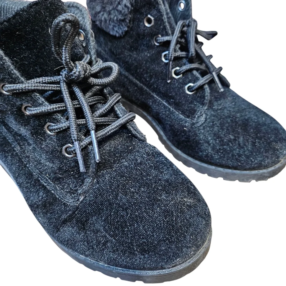 Stylish Black Velvet Girl's Lace Up Combat Boots Faux Fur Tops Size 3